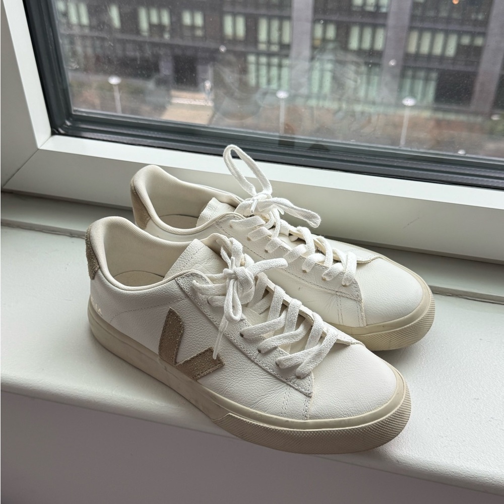 Veja Women's Cream and Tan Sneakers
